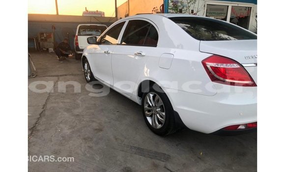 Comprar Importar Geely Emgrand 7 Branco Carro em Import - Dubai em Bengo Province Comprar Importar Geely Emgrand 7 Branco Carro em Import - Dubai em Bengo Province