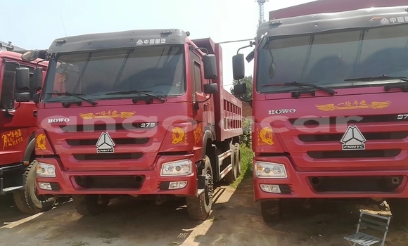 Acheter Occasion Utilitaire Man Silent Rouge à Camacupa, Bie