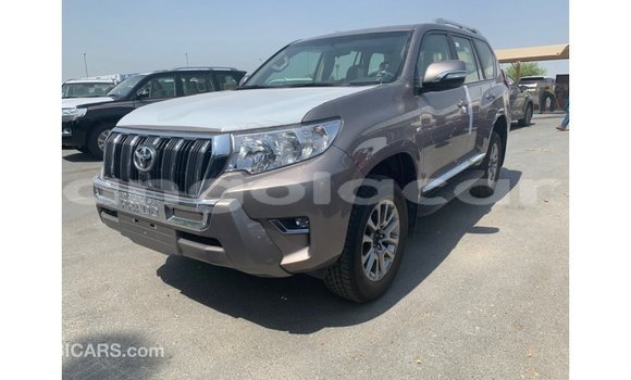 Comprar Importar Toyota Prado Marrom Carro em Import - Dubai em Bengo Province Comprar Importar Toyota Prado Marrom Carro em Import - Dubai em Bengo Province