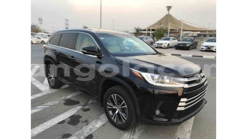 Big with watermark toyota highlander bengo province import dubai 3394