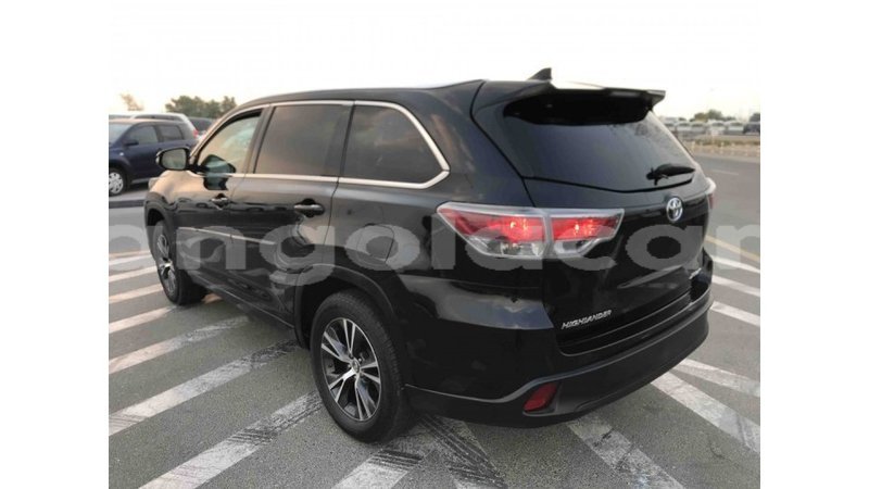 Big with watermark toyota highlander bengo province import dubai 3394