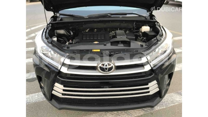 Big with watermark toyota highlander bengo province import dubai 3394