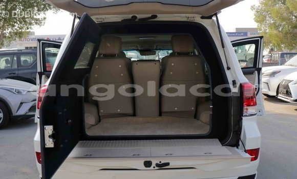 Comprar Importar Toyota Land Cruiser Branco Carro em Import - Dubai em Bengo Province Comprar Importar Toyota Land Cruiser Branco Carro em Import - Dubai em Bengo Province