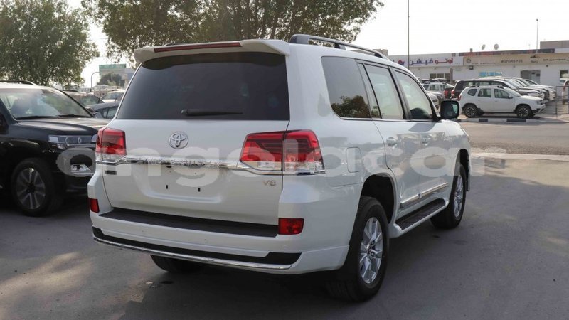 Big with watermark toyota land cruiser bengo province import dubai 3405
