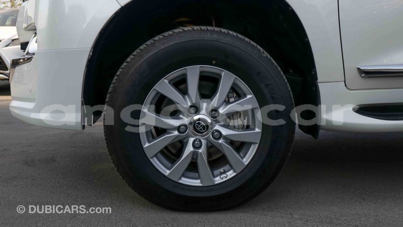 Big with watermark toyota land cruiser bengo province import dubai 3405
