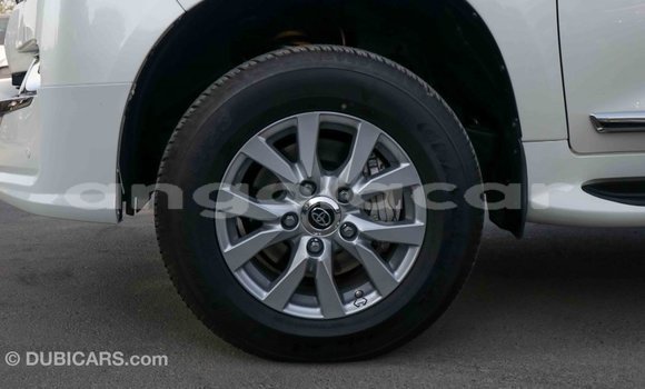 Comprar Importar Toyota Land Cruiser Branco Carro em Import - Dubai em Bengo Province Comprar Importar Toyota Land Cruiser Branco Carro em Import - Dubai em Bengo Province