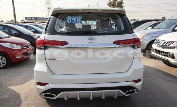 Comprar Importar Toyota Fortuner Branco Carro em Import - Dubai em Bengo Province Comprar Importar Toyota Fortuner Branco Carro em Import - Dubai em Bengo Province