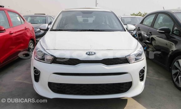Comprar Importar Kia Carens Branco Carro em Import - Dubai em Bengo Province Comprar Importar Kia Carens Branco Carro em Import - Dubai em Bengo Province