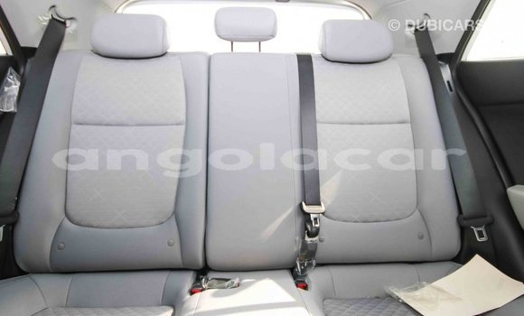 Comprar Importar Kia Carens Branco Carro em Import - Dubai em Bengo Province Comprar Importar Kia Carens Branco Carro em Import - Dubai em Bengo Province