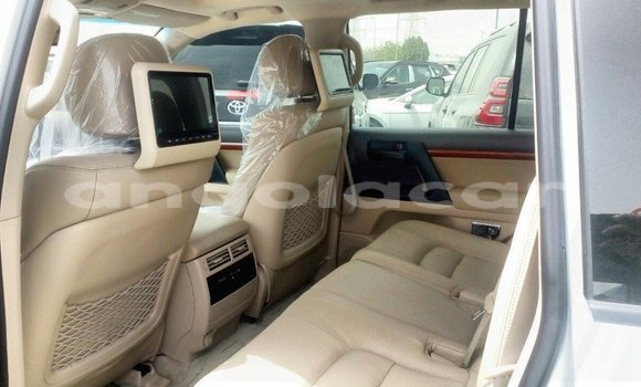 Comprar Importar Toyota Land Cruiser Outro Carro em Import - Dubai em Bengo Province Comprar Importar Toyota Land Cruiser Outro Carro em Import - Dubai em Bengo Province