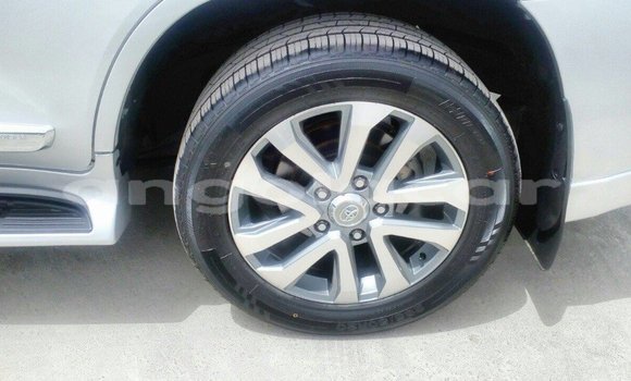 Comprar Importar Toyota Land Cruiser Outro Carro em Import - Dubai em Bengo Province Comprar Importar Toyota Land Cruiser Outro Carro em Import - Dubai em Bengo Province