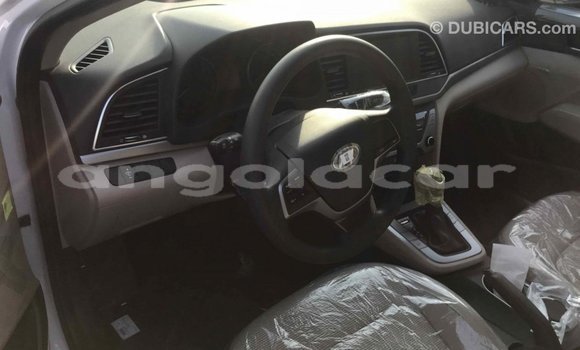 Comprar Importar Hyundai Elantra Branco Carro em Import - Dubai em Bengo Province Comprar Importar Hyundai Elantra Branco Carro em Import - Dubai em Bengo Province