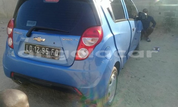 Comprar Usado Chevrolet Caprice Azul Carro em Luanda em Luanda Province