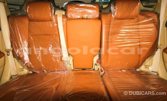 Comprar Importar Toyota Prado Branco Carro em Import - Dubai em Bengo Province Comprar Importar Toyota Prado Branco Carro em Import - Dubai em Bengo Province