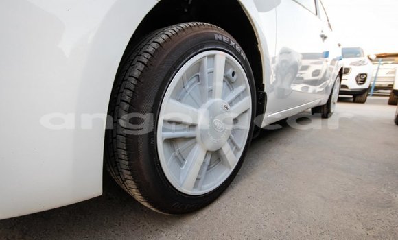 Comprar Importar Kia Cerato Branco Carro em Import - Dubai em Bengo Province Comprar Importar Kia Cerato Branco Carro em Import - Dubai em Bengo Province