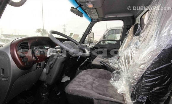 Buy Import Hyundai Accent White Car in Import - Dubai in Bengo Province Buy Import Hyundai Accent White Car in Import - Dubai in Bengo Province