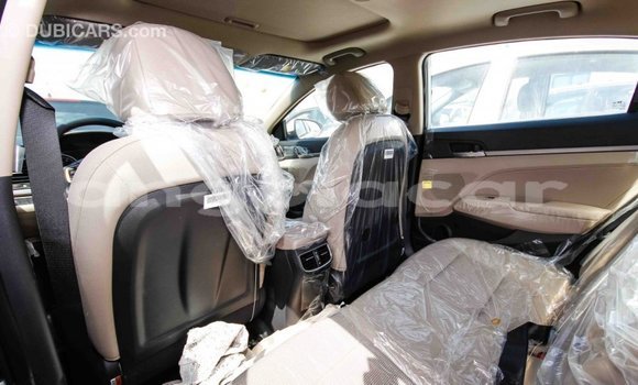 Buy Import Hyundai Elantra White Car in Import - Dubai in Bengo Province Buy Import Hyundai Elantra White Car in Import - Dubai in Bengo Province