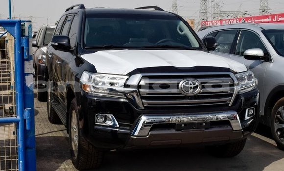 Comprar Importar Toyota Land Cruiser Preto Carro em Import - Dubai em Bengo Province Comprar Importar Toyota Land Cruiser Preto Carro em Import - Dubai em Bengo Province