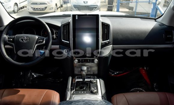 Comprar Importar Toyota Land Cruiser Preto Carro em Import - Dubai em Bengo Province Comprar Importar Toyota Land Cruiser Preto Carro em Import - Dubai em Bengo Province