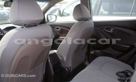 Buy Import Hyundai Tucson Beige Car in Import - Dubai in Bengo Province Buy Import Hyundai Tucson Beige Car in Import - Dubai in Bengo Province