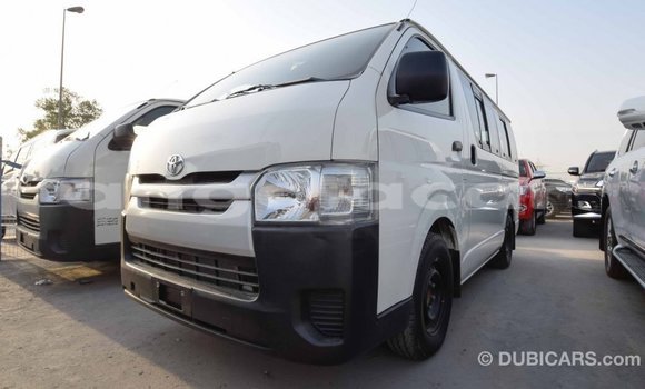 Buy Import Toyota Hiace White Car in Import - Dubai in Bengo Province Buy Import Toyota Hiace White Car in Import - Dubai in Bengo Province
