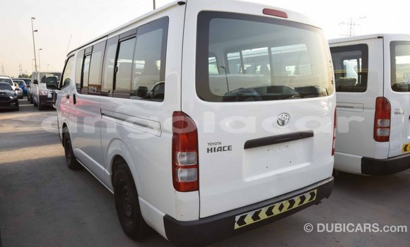 Buy Import Toyota Hiace White Car in Import - Dubai in Bengo Province Buy Import Toyota Hiace White Car in Import - Dubai in Bengo Province