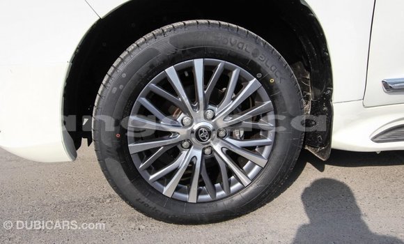 Comprar Importar Toyota Land Cruiser Branco Carro em Import - Dubai em Bengo Province Comprar Importar Toyota Land Cruiser Branco Carro em Import - Dubai em Bengo Province
