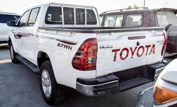 Buy Import Toyota Hilux White Car in Import - Dubai in Bengo Province Buy Import Toyota Hilux White Car in Import - Dubai in Bengo Province