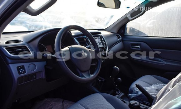Buy Import Mitsubishi L200 White Car in Import - Dubai in Bengo Province Buy Import Mitsubishi L200 White Car in Import - Dubai in Bengo Province