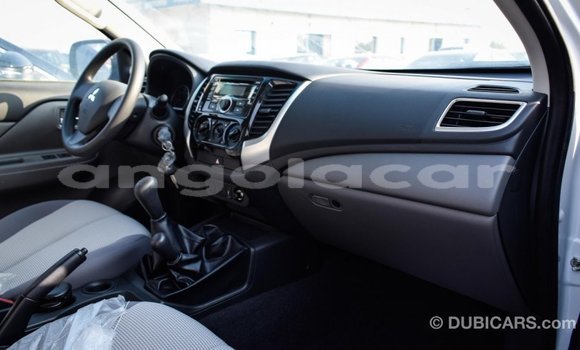 Buy Import Mitsubishi L200 White Car in Import - Dubai in Bengo Province Buy Import Mitsubishi L200 White Car in Import - Dubai in Bengo Province