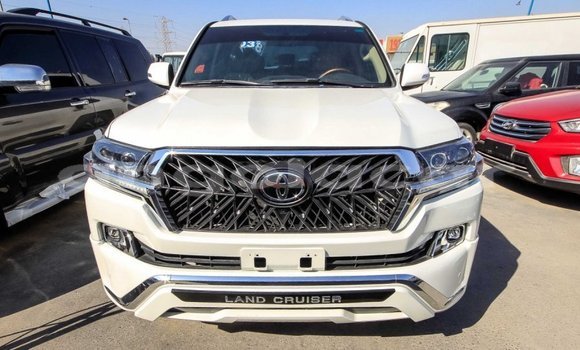 Comprar Importar Toyota Land Cruiser Branco Carro em Import - Dubai em Bengo Province Comprar Importar Toyota Land Cruiser Branco Carro em Import - Dubai em Bengo Province