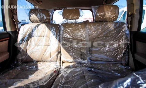 Comprar Importar Toyota Land Cruiser Branco Carro em Import - Dubai em Bengo Province Comprar Importar Toyota Land Cruiser Branco Carro em Import - Dubai em Bengo Province