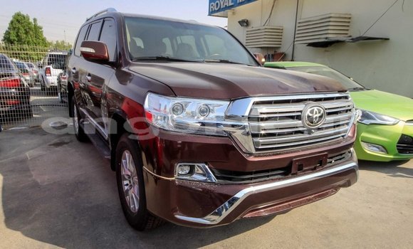 Comprar Importar Toyota Land Cruiser Marrom Carro em Import - Dubai em Bengo Province Comprar Importar Toyota Land Cruiser Marrom Carro em Import - Dubai em Bengo Province