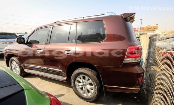 Comprar Importar Toyota Land Cruiser Marrom Carro em Import - Dubai em Bengo Province Comprar Importar Toyota Land Cruiser Marrom Carro em Import - Dubai em Bengo Province