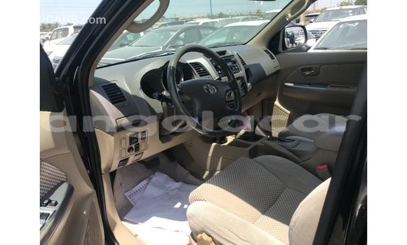 Buy Import Toyota Fortuner Black Car in Import - Dubai in Bengo Province Buy Import Toyota Fortuner Black Car in Import - Dubai in Bengo Province