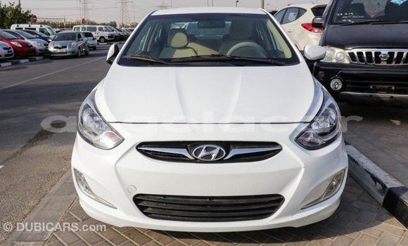 Buy Import Hyundai Accent White Car in Import - Dubai in Bengo Province Buy Import Hyundai Accent White Car in Import - Dubai in Bengo Province