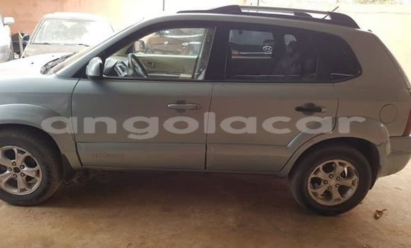Buy Import Hyundai Tucson Silver Car in Luanda in Luanda Province Buy Import Hyundai Tucson Silver Car in Luanda in Luanda Province