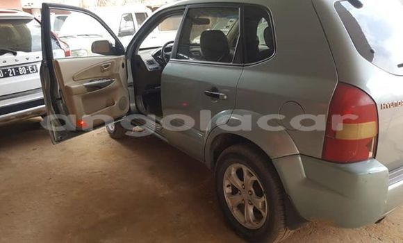 Buy Import Hyundai Tucson Silver Car in Luanda in Luanda Province Buy Import Hyundai Tucson Silver Car in Luanda in Luanda Province
