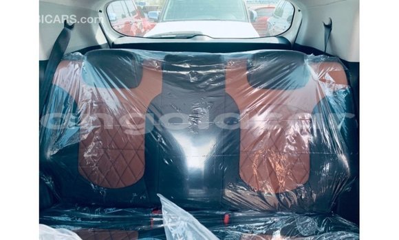 Comprar Importar Hyundai Creta Branco Carro em Import - Dubai em Bengo Province Comprar Importar Hyundai Creta Branco Carro em Import - Dubai em Bengo Province