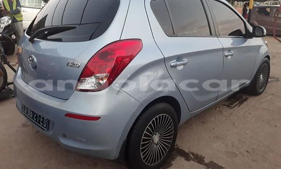 Buy Import Hyundai i20 Blue Car in Luanda in Luanda Province Buy Import Hyundai i20 Blue Car in Luanda in Luanda Province