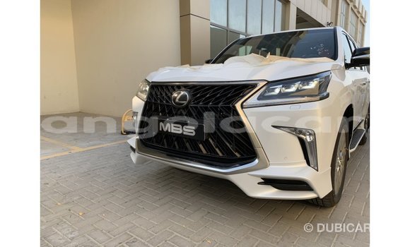 Comprar Importar Lexus LX Branco Carro em Import - Dubai em Bengo Province Comprar Importar Lexus LX Branco Carro em Import - Dubai em Bengo Province