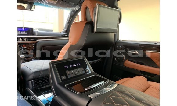 Comprar Importar Lexus LX Branco Carro em Import - Dubai em Bengo Province Comprar Importar Lexus LX Branco Carro em Import - Dubai em Bengo Province