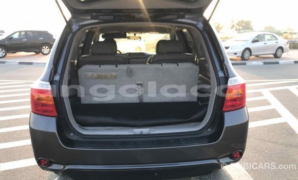 Comprar Importar Toyota Highlander Outro Carro em Import - Dubai em Bengo Province Comprar Importar Toyota Highlander Outro Carro em Import - Dubai em Bengo Province