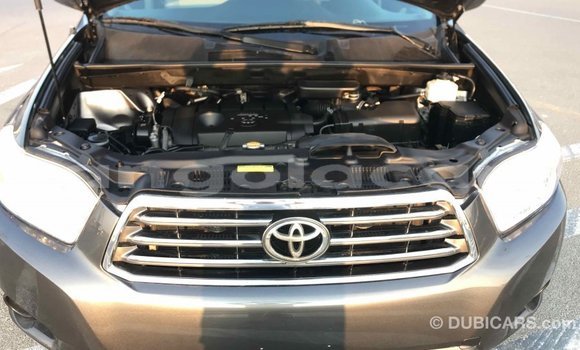 Comprar Importar Toyota Highlander Outro Carro em Import - Dubai em Bengo Province Comprar Importar Toyota Highlander Outro Carro em Import - Dubai em Bengo Province