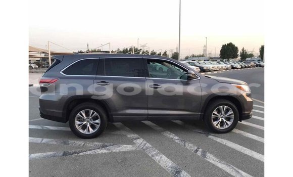 Comprar Importar Toyota Highlander Outro Carro em Import - Dubai em Bengo Province Comprar Importar Toyota Highlander Outro Carro em Import - Dubai em Bengo Province