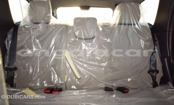 Comprar Importar Renault Duster Branco Carro em Import - Dubai em Bengo Province Comprar Importar Renault Duster Branco Carro em Import - Dubai em Bengo Province