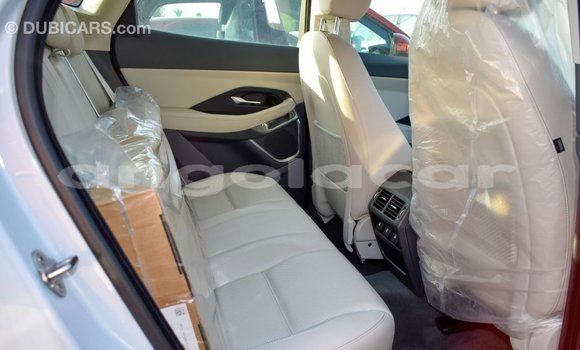 Comprar Importar Jaguar E-Pace Branco Carro em Import - Dubai em Bengo Province Comprar Importar Jaguar E-Pace Branco Carro em Import - Dubai em Bengo Province