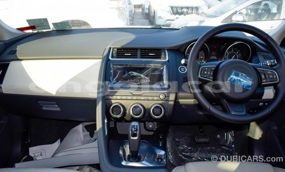 Comprar Importar Jaguar E-Pace Branco Carro em Import - Dubai em Bengo Province Comprar Importar Jaguar E-Pace Branco Carro em Import - Dubai em Bengo Province