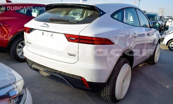 Comprar Importar Jaguar E-Pace Branco Carro em Import - Dubai em Bengo Province Comprar Importar Jaguar E-Pace Branco Carro em Import - Dubai em Bengo Province
