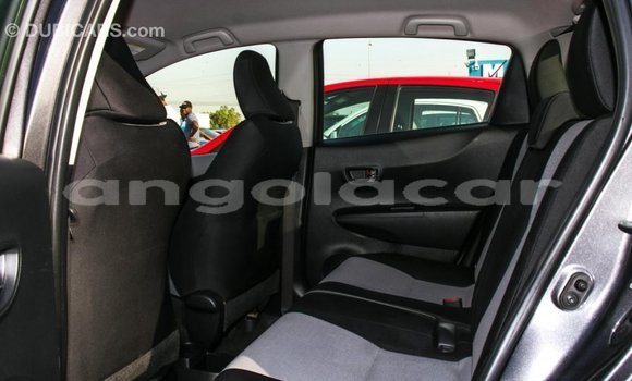 Comprar Importar Toyota Yaris Outro Carro em Import - Dubai em Bengo Province Comprar Importar Toyota Yaris Outro Carro em Import - Dubai em Bengo Province